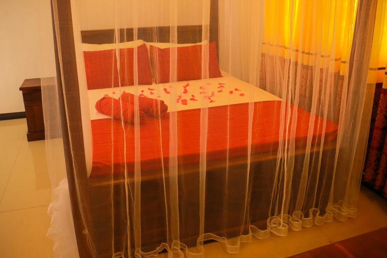 Beach Breeze Weligama Exterior foto